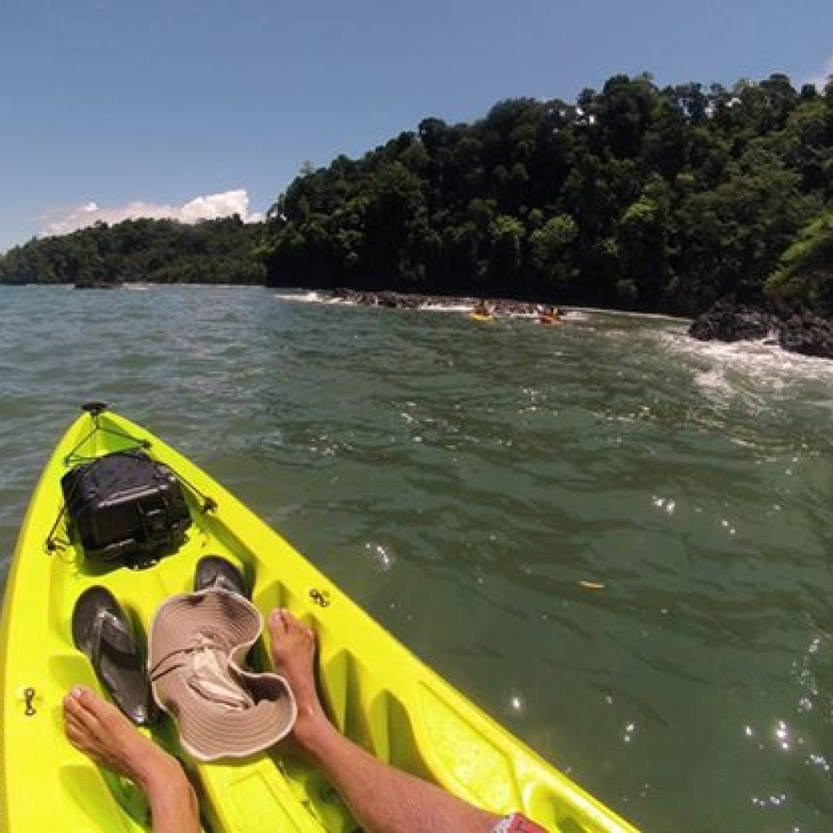 Tour de Kayak en el Parque Nacional Marino Ballena
